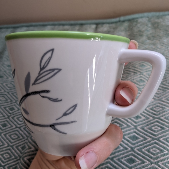 Hallmark Beautiful Bird Teacup - Picture 5 of 10